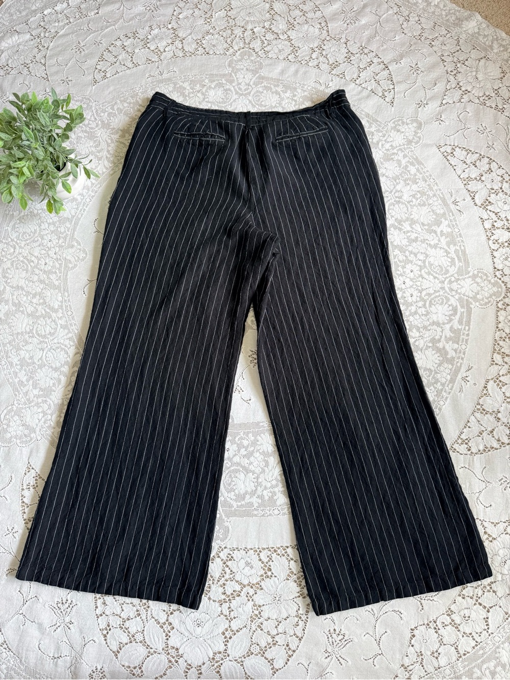 Lane Bryant Linen Rayon Pinstripe Wide Leg Pants Black White Size 14/16 - Picture 3 of 12